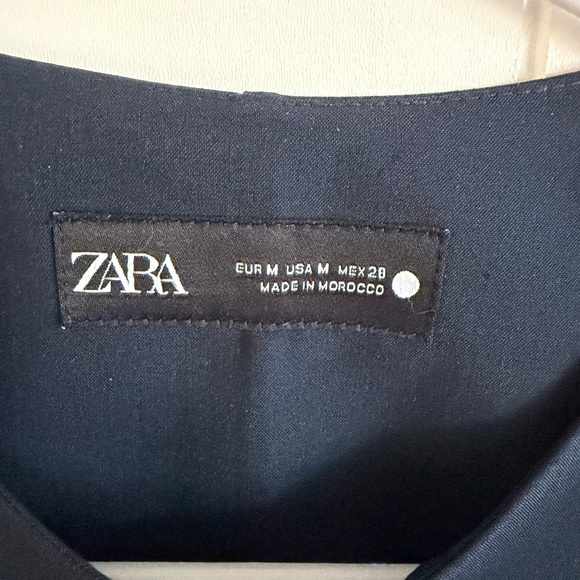 Zara Navy Button-Front Sleeveless Crop Top - Picture 2 of 3